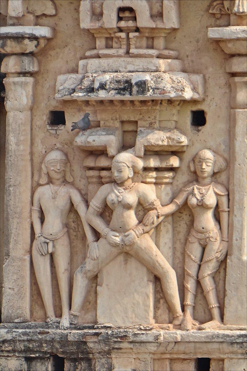 Frontflip reccomend Erotic hindu sculpture