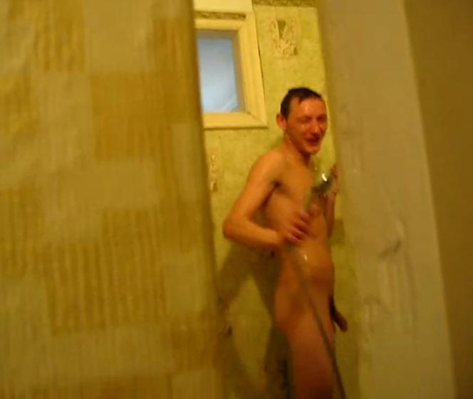 Joker reccomend Boy caught naked shower