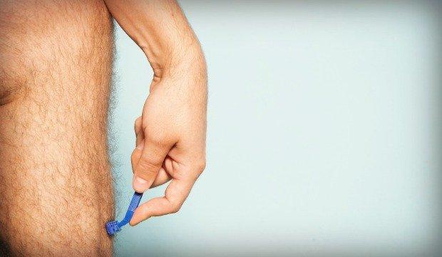 Men shave their ass