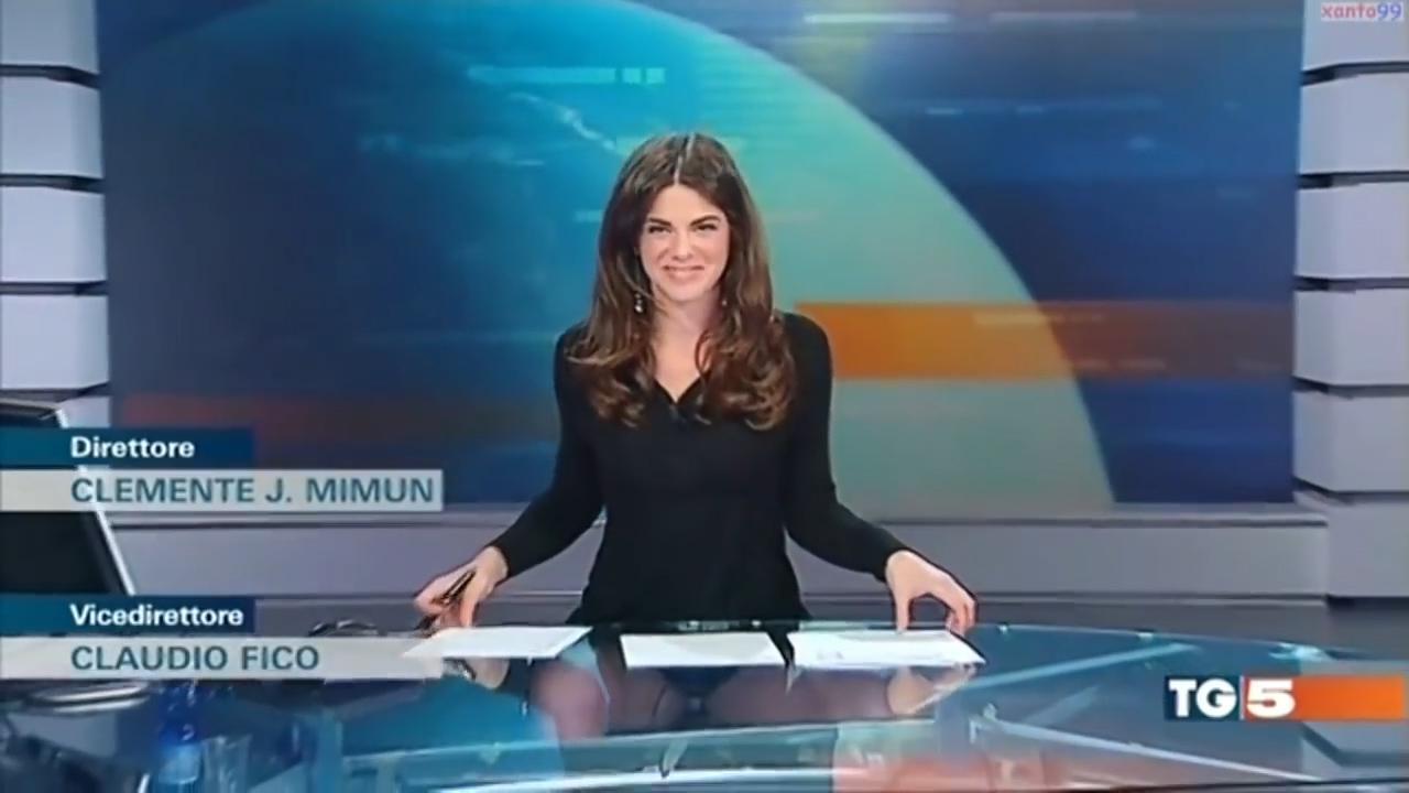 Sexy news anchor upskirt pictures
